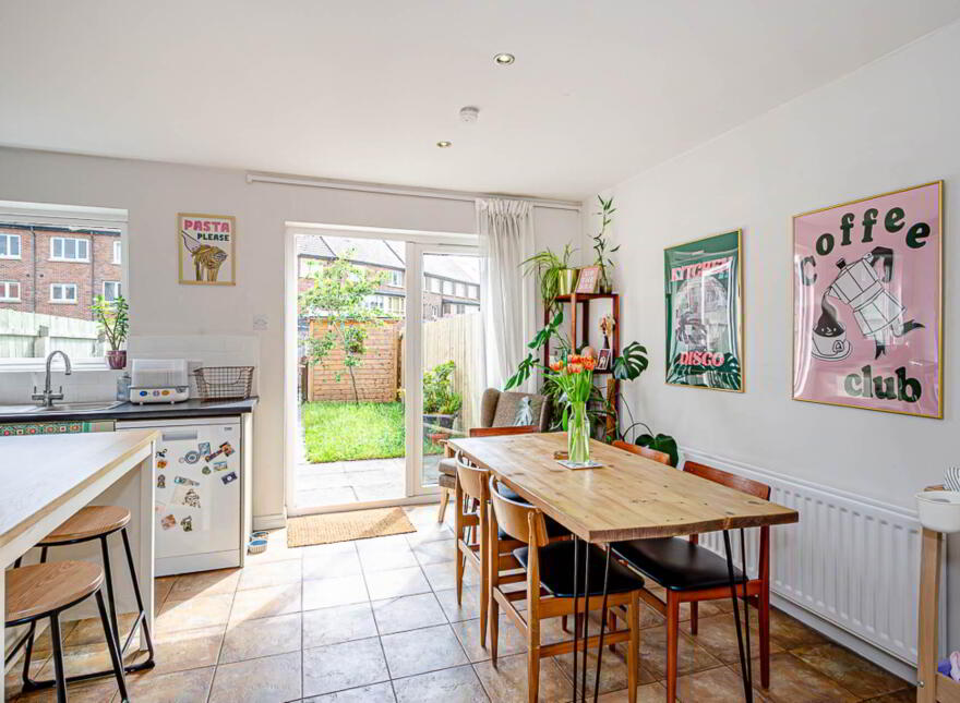 9 Loopland Court, Cregagh, Belfast, BT6 9FJ