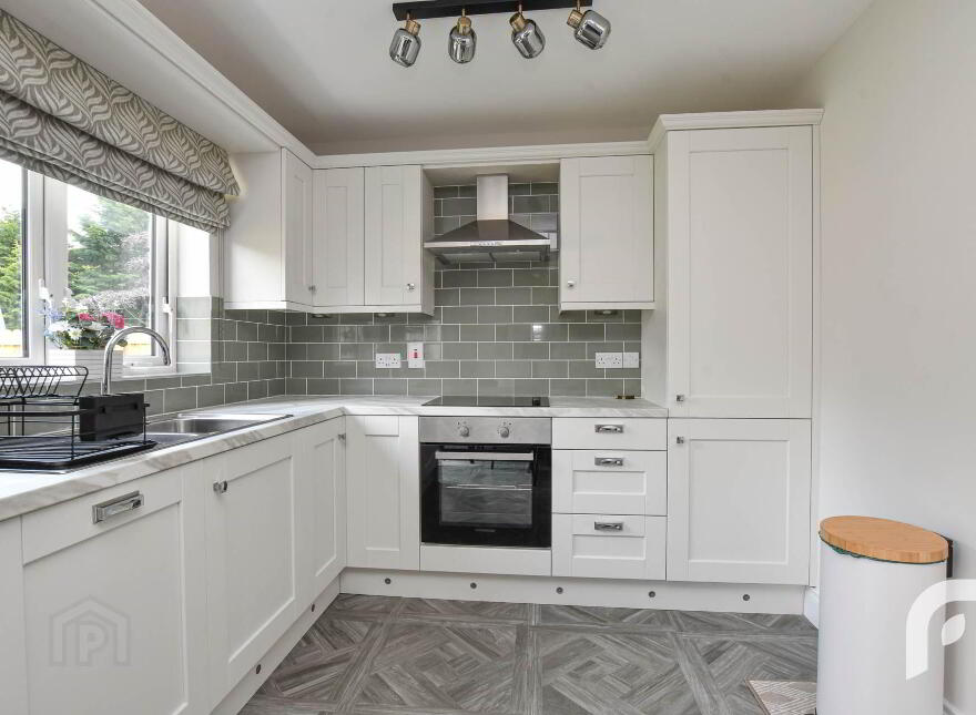 6 Rockview Lane, Carrickfergus, BT38 8AH