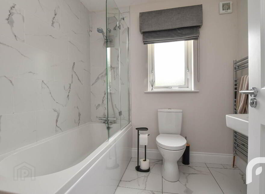 6 Rockview Lane, Carrickfergus, BT38 8AH