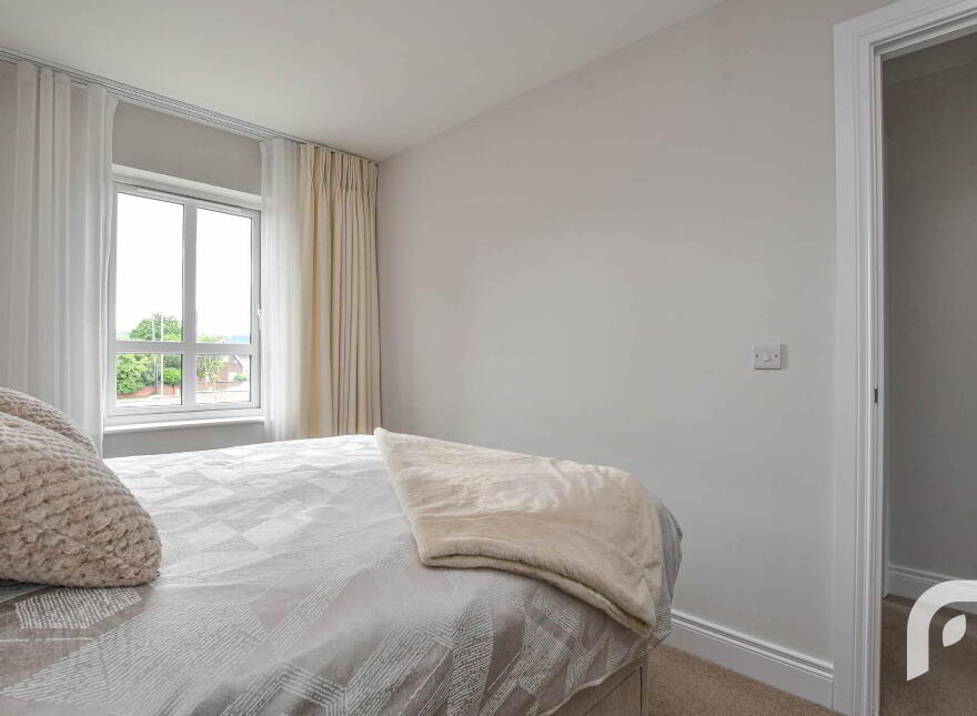 6 Rockview Lane, Carrickfergus, BT38 8AH