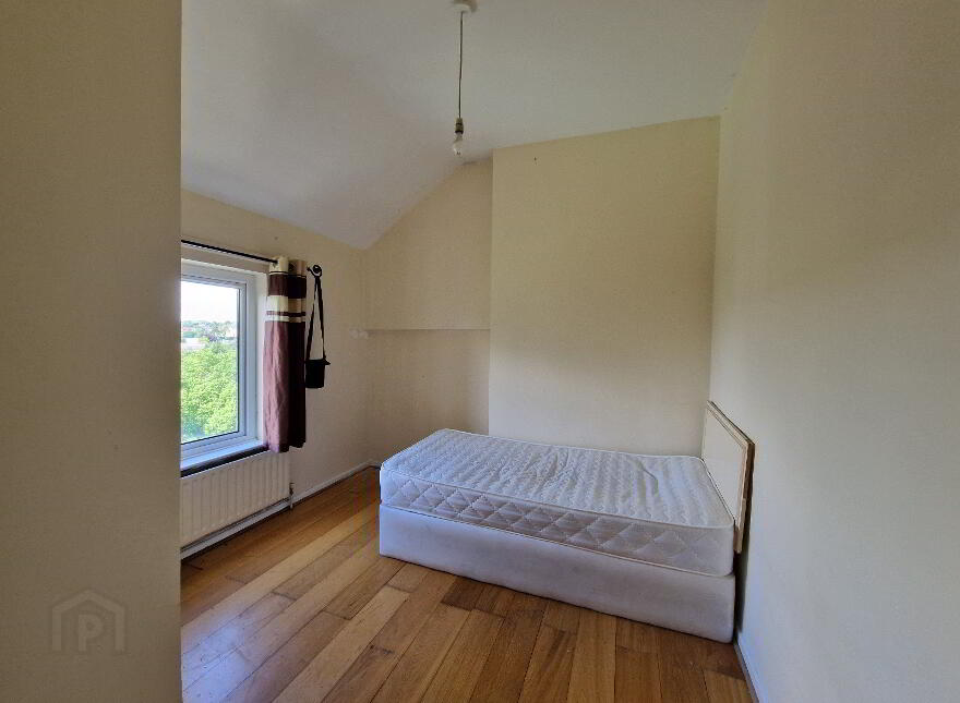 12 St Mary's Terrace, Stream Street, Newry, BT34 1HL