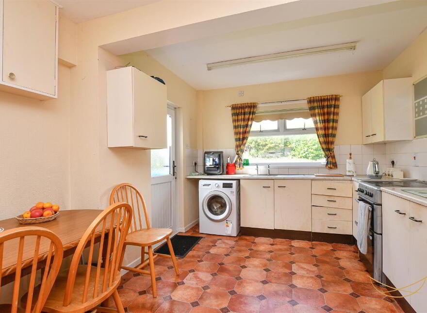 1 Cloney Bungalows, Glenarm, Ballymena, BT44 0AQ