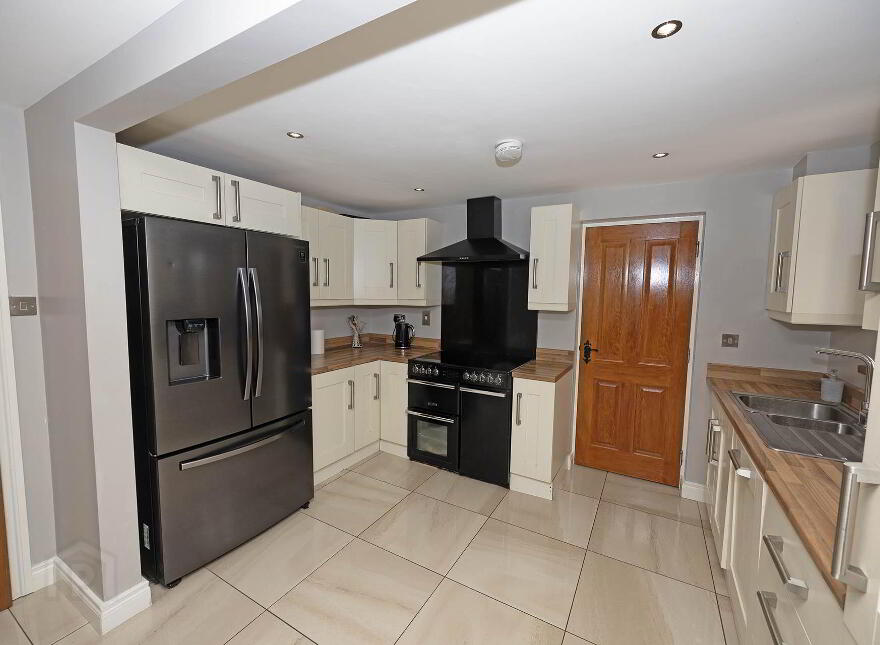 16 Sperrin Drive, Lurgan, Craigavon, BT67 9EH
