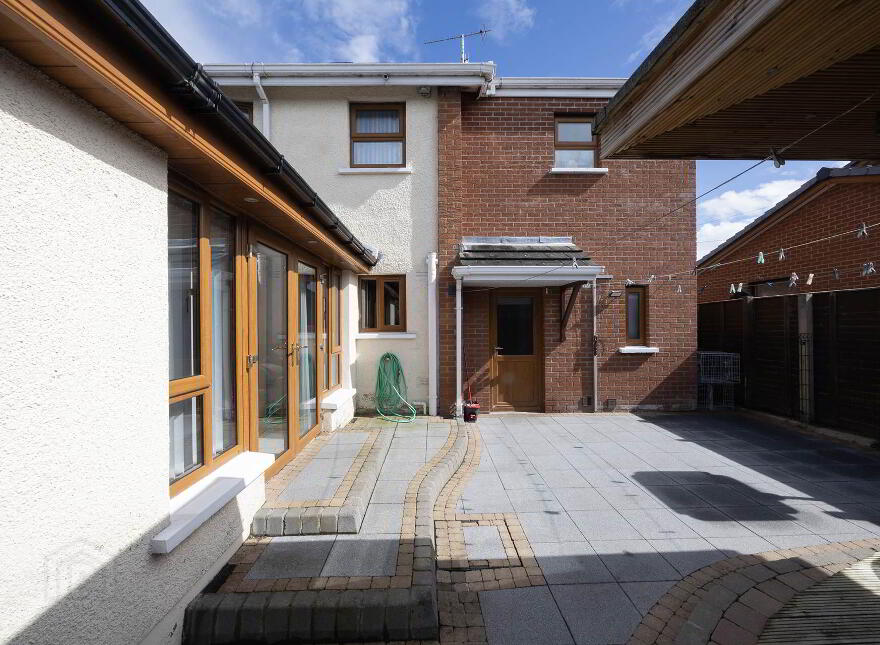 16 Sperrin Drive, Lurgan, Craigavon, BT67 9EH