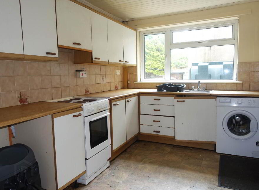 25 Derrychara Road, Enniskillen, BT74 6JF