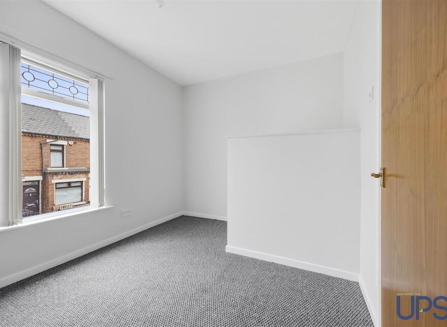 16 Islandbawn Street, Falls Road, Belfast, BT12 7LS