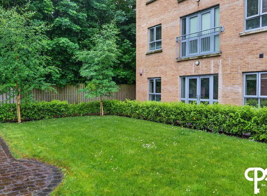 94 The Rose Garden, Dunmurry, Belfast, BT17 9GY