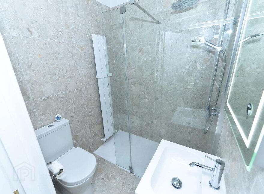 Apartment 17 Sandown Court 82 Sandown Road, Belfast, BT5 6GU