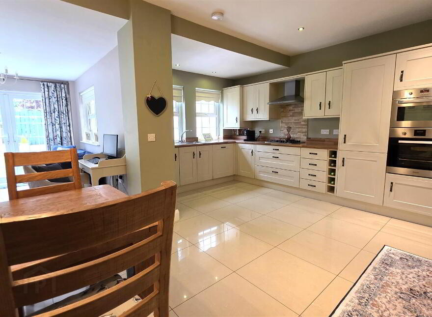 10 Coyle Court, Antrim, BT41 1DH