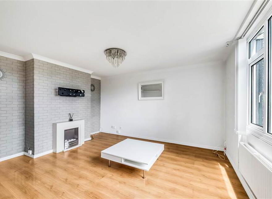 224 River Road, Dunmurry, Belfast, BT17 9DS