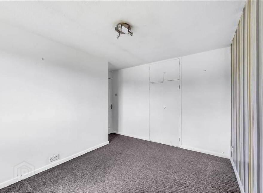 224 River Road, Dunmurry, Belfast, BT17 9DS