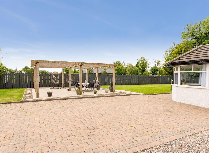 33 Lisnataylor Road, Nutts Corner, Crumlin, BT29 4TD