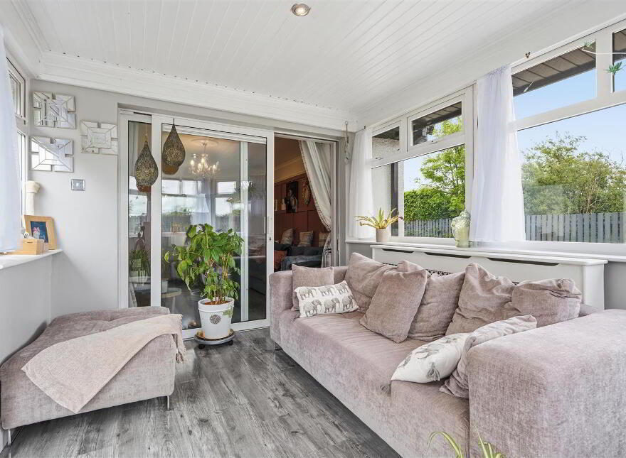 33 Lisnataylor Road, Nutts Corner, Crumlin, BT29 4TD