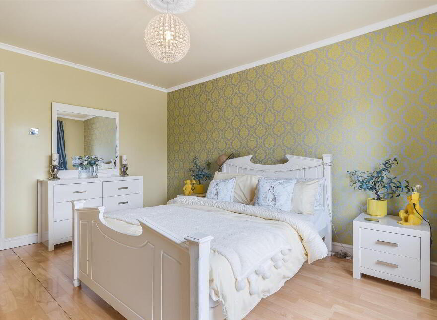 33 Lisnataylor Road, Nutts Corner, Crumlin, BT29 4TD