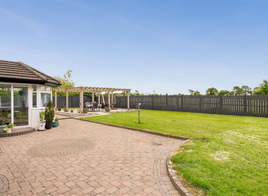 33 Lisnataylor Road, Nutts Corner, Crumlin, BT29 4TD