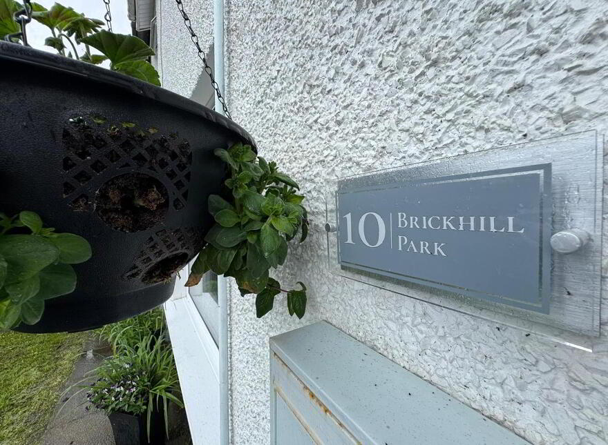 10 Brickhill Park, Carnmoney Road North, Newtownabbey, BT36 5NZ
