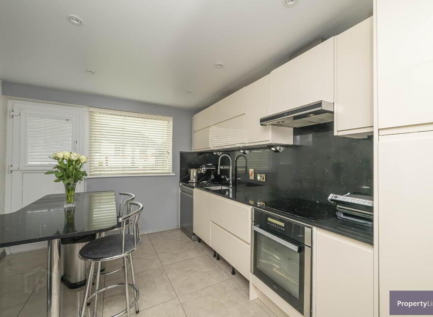 10 Greenfield Drive, Armagh, BT60 1NW