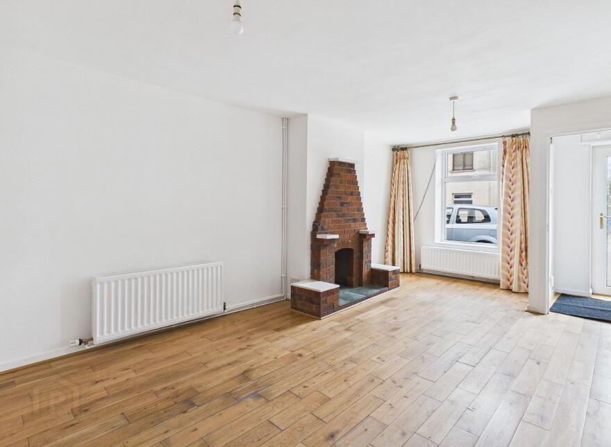 33 Church Street, Bangor, BT20 3HX