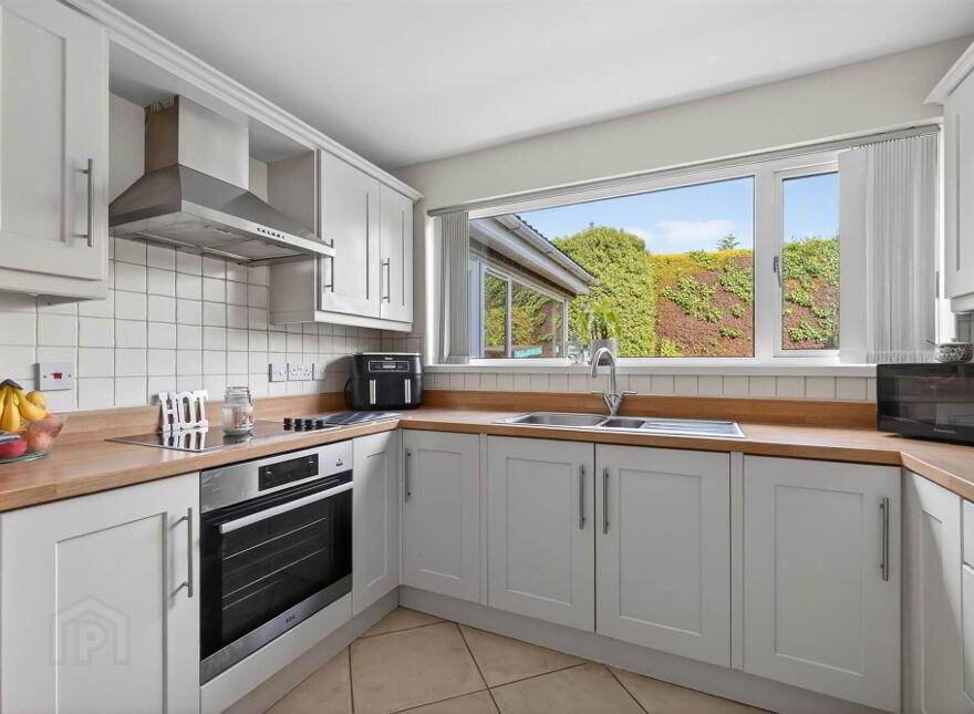 44 Onslow Gardens, Bangor, BT19 7HH