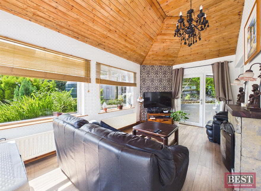 3 Drumliska Gardens, Cloughoge, Newry, BT35 8QE