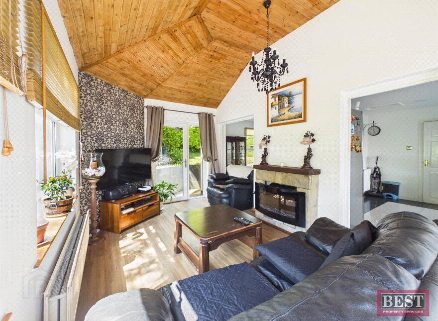 3 Drumliska Gardens, Cloughoge, Newry, BT35 8QE
