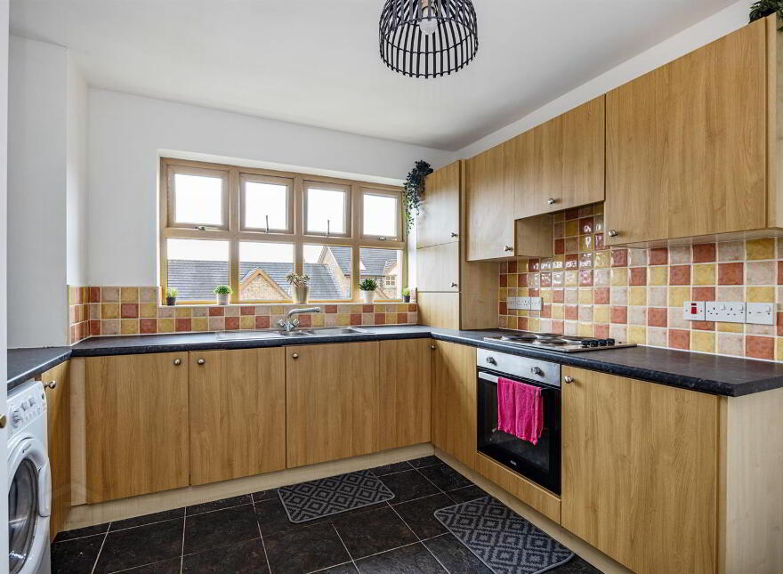 69 Woodrow Gardens, Saintfield, BT24 7WG
