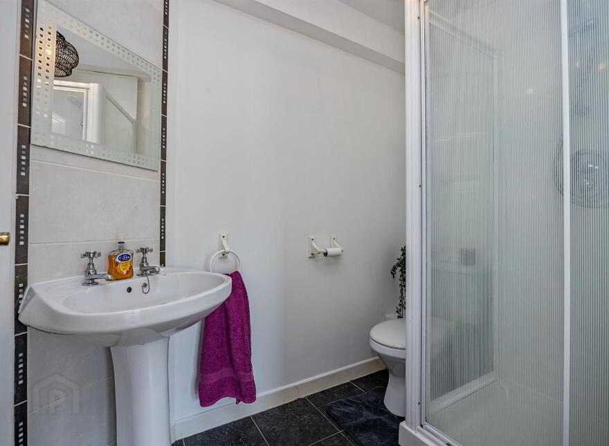 69 Woodrow Gardens, Saintfield, BT24 7WG