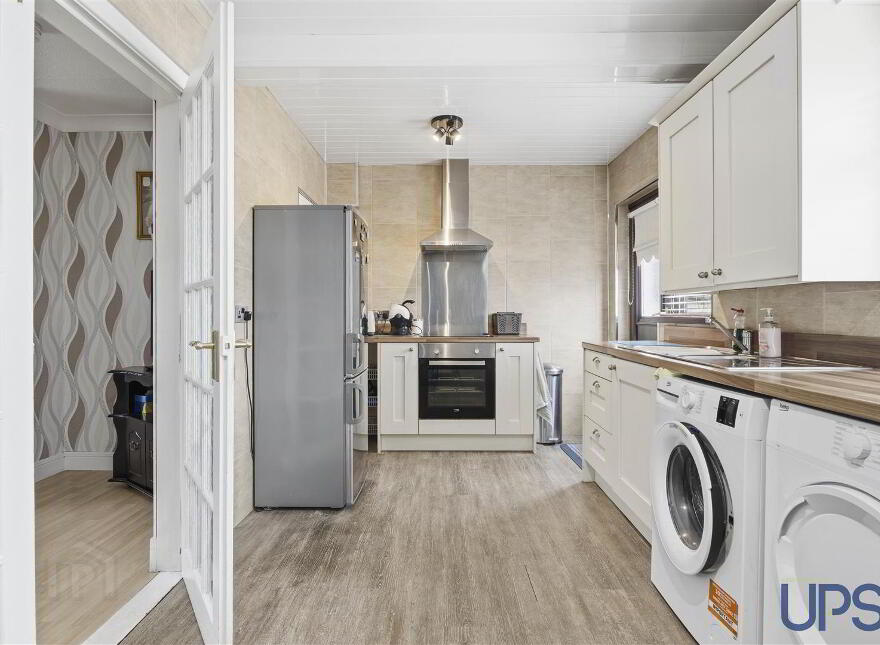 14 Creeslough Gardens, Lenadoon, Belfast, BT11 9HL