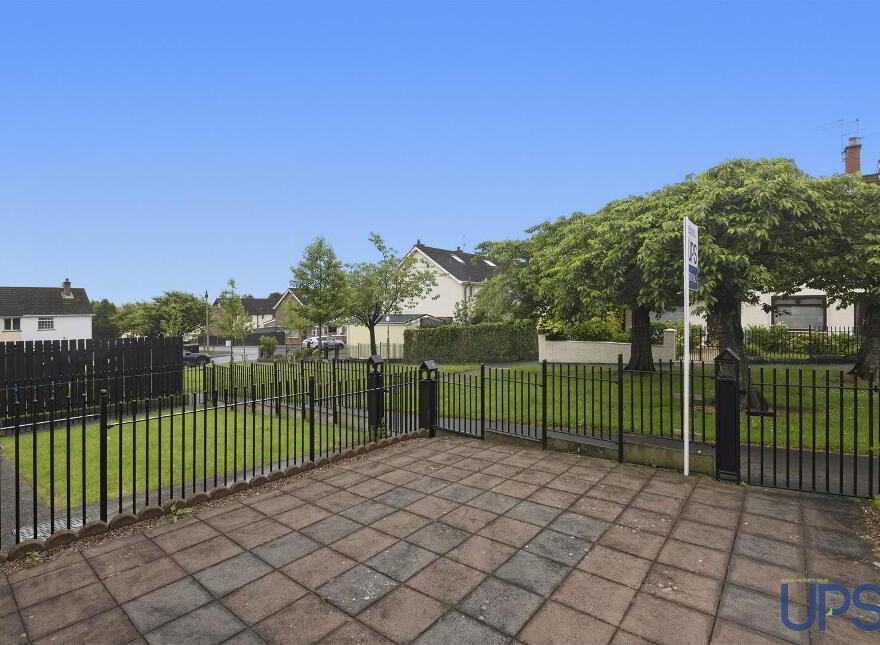 14 Creeslough Gardens, Lenadoon, Belfast, BT11 9HL