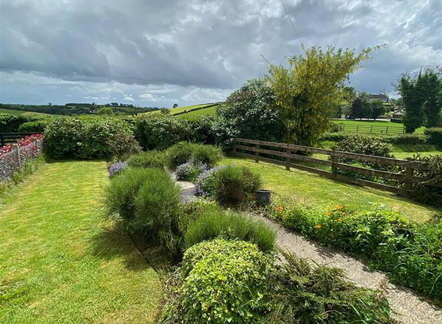 145 Scarva Road, Banbridge, BT32 3QG