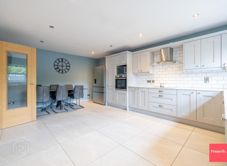 5 Castle Crescent, Castledawson, BT45 8RR