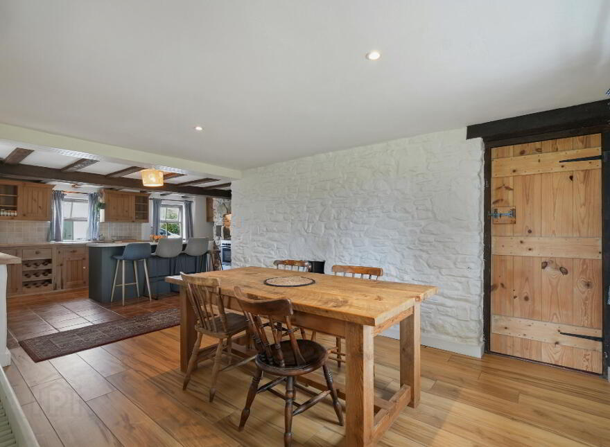 Hilltop, Tullanacorra, Swinford, F12W7W3