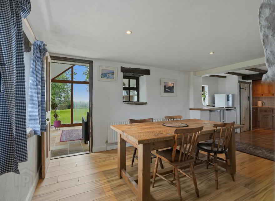 Hilltop, Tullanacorra, Swinford, F12W7W3