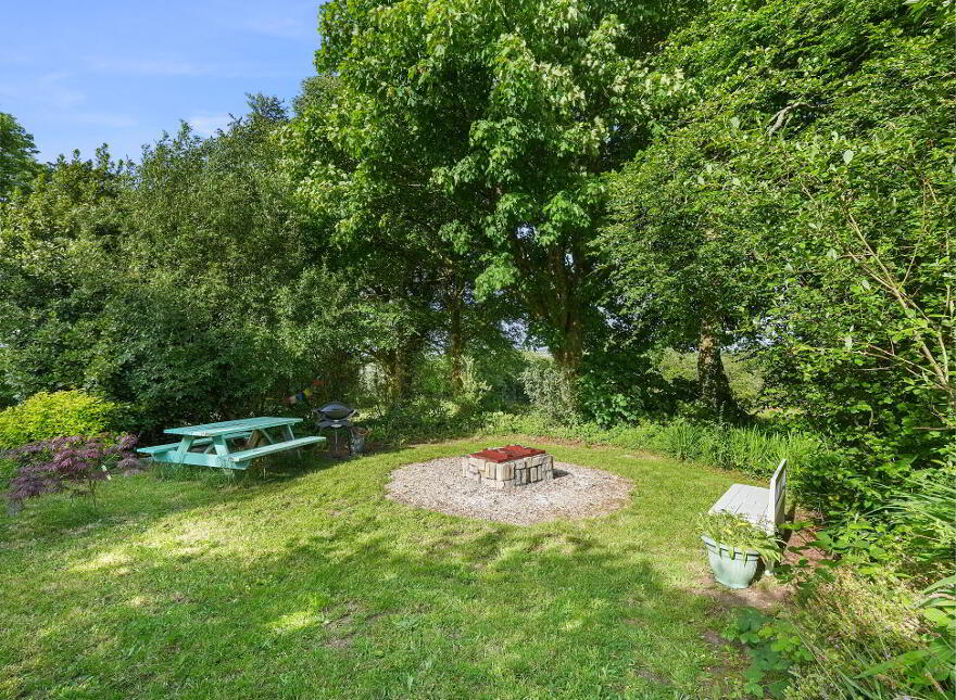 Hilltop, Tullanacorra, Swinford, F12W7W3