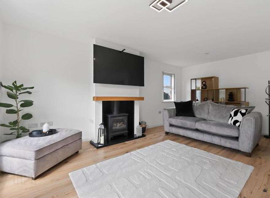 99 Beechfield Avenue, Bangor, BT19 7ZX