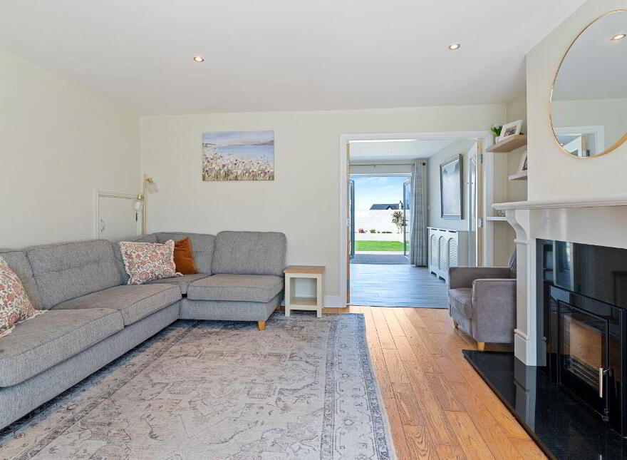 17 Whiteoaks, Clover Hill, Carrigaline, P43CT82