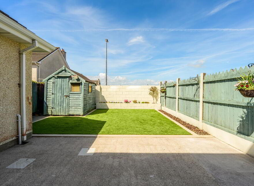 17 Whiteoaks, Clover Hill, Carrigaline, P43CT82
