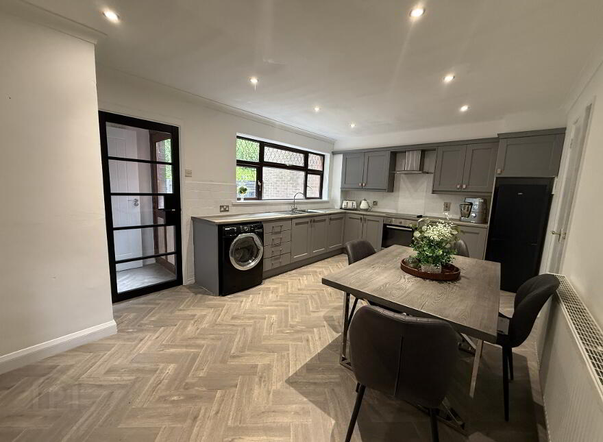 19 Rushmore Garden, Lisburn, BT28 2HW