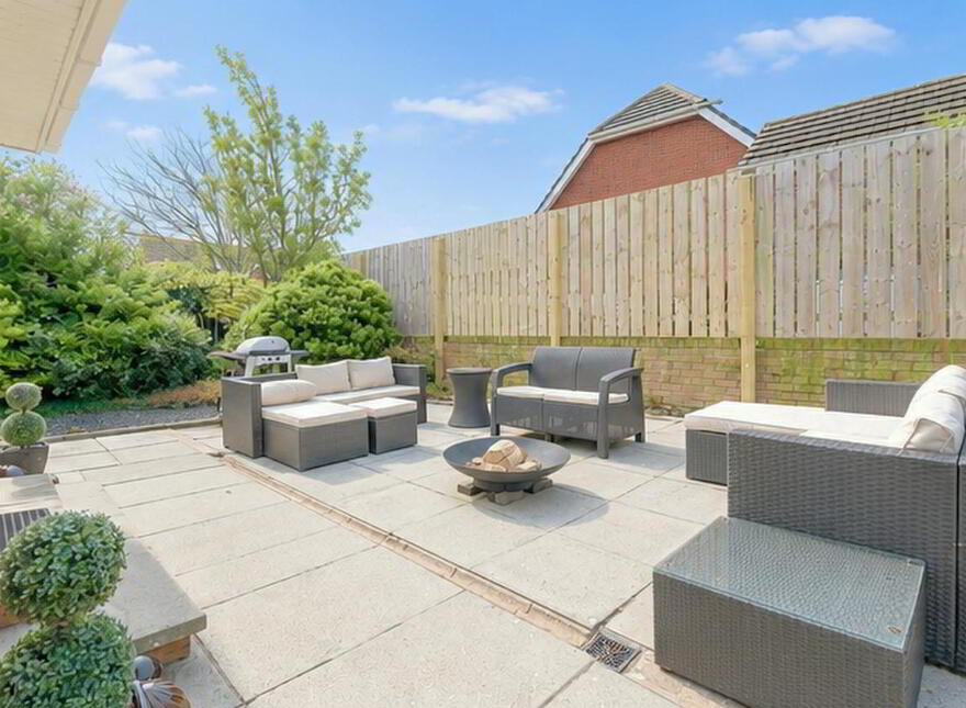 2 Westland Park, Ballywalter, Newtownards, BT22 2TD