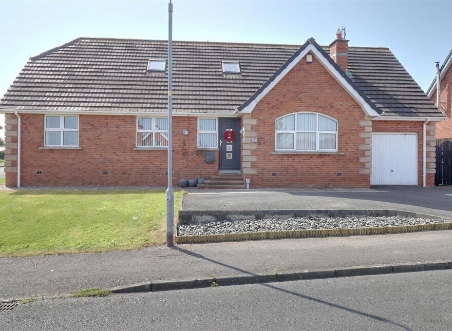 2 Westland Park, Ballywalter, Newtownards, BT22 2TD