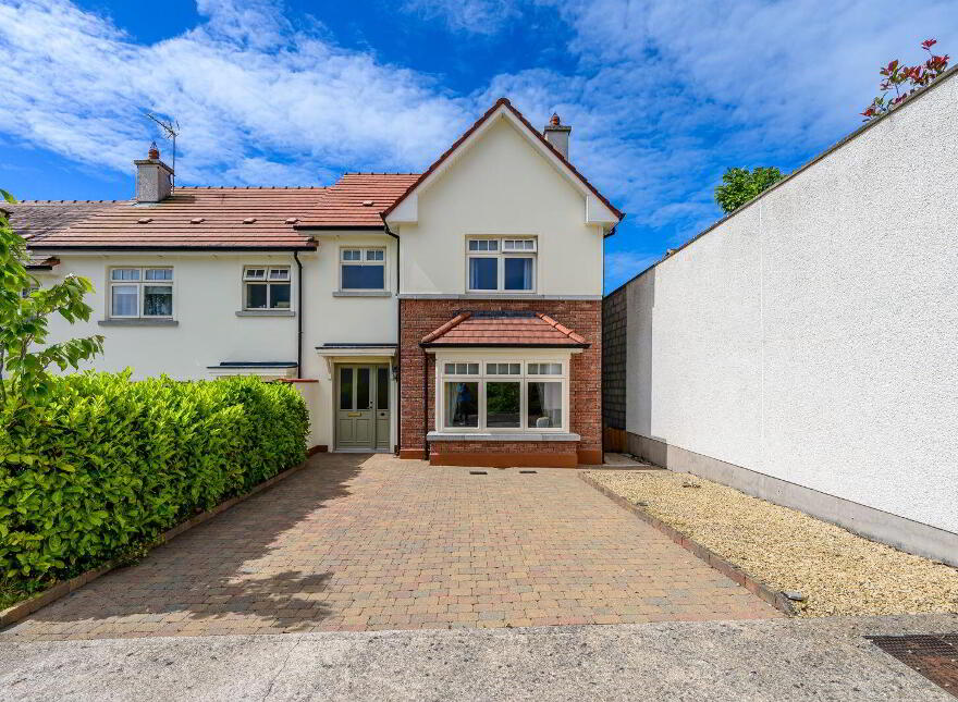 24 Holly Vale, Forest Hill, Carrigaline, P43YF38