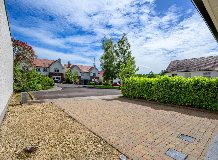 24 Holly Vale, Forest Hill, Carrigaline, P43YF38