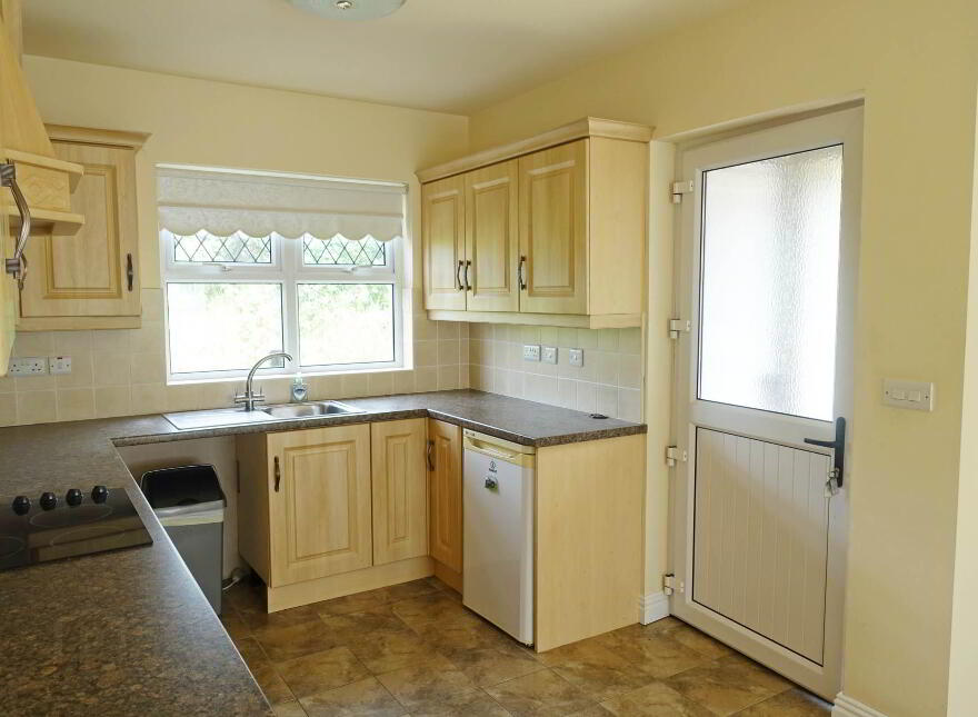41 Ballylucas Road, Enniskillen, BT74 4HD