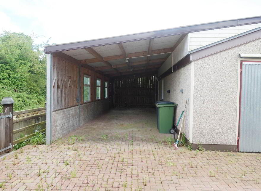 41 Ballylucas Road, Enniskillen, BT74 4HD