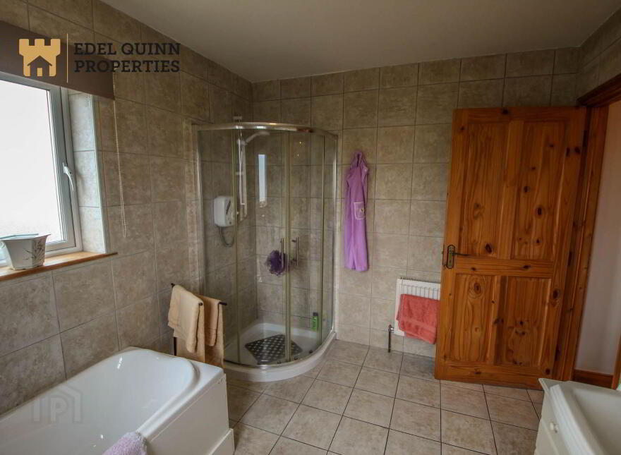 Dromore Upper, Mountcharles, F94KX27