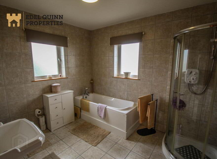 Dromore Upper, Mountcharles, F94KX27
