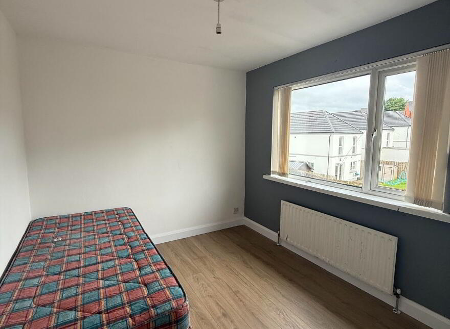 37 Knockeen Crescent, South Ballymena, Ballymena, BT42 4DQ