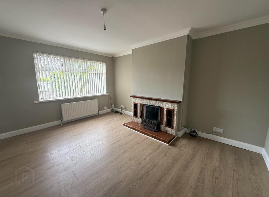 37 Knockeen Crescent, South Ballymena, Ballymena, BT42 4DQ