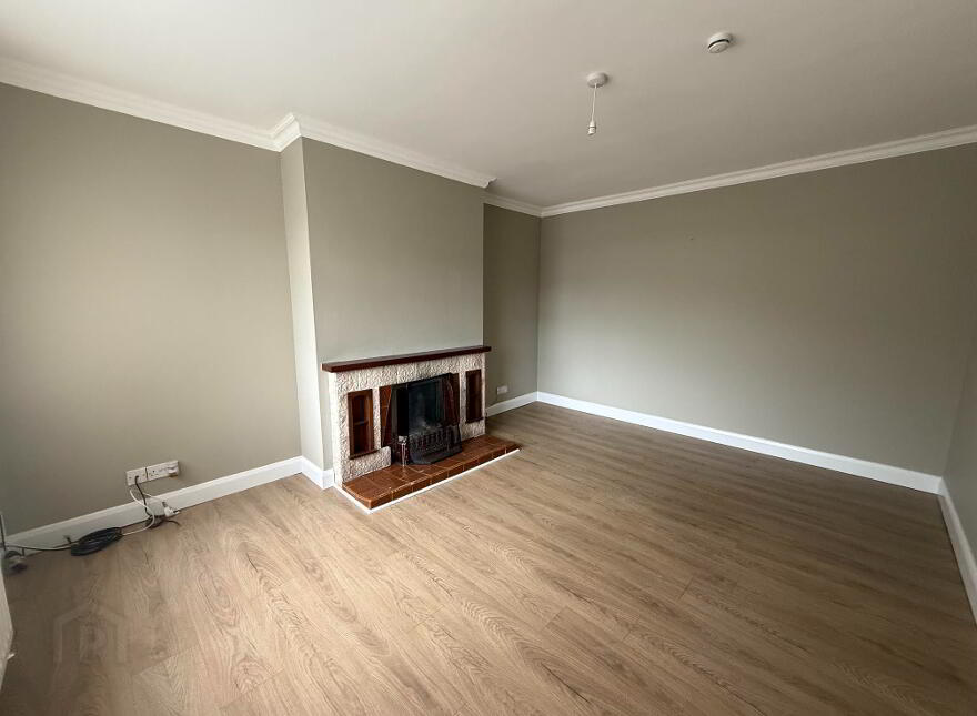 37 Knockeen Crescent, South Ballymena, Ballymena, BT42 4DQ