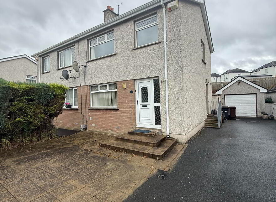 37 Knockeen Crescent, South Ballymena, Ballymena, BT42 4DQ